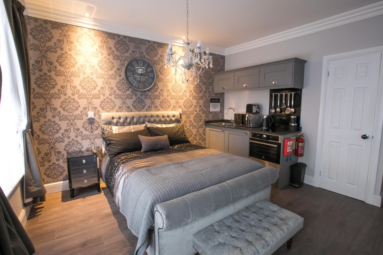 נורוויץ'' Apartments At Number 10 The Abbey מראה חיצוני תמונה