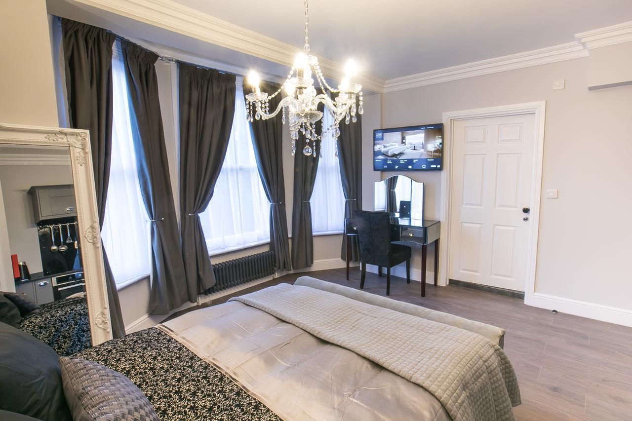 נורוויץ'' Apartments At Number 10 The Abbey מראה חיצוני תמונה
