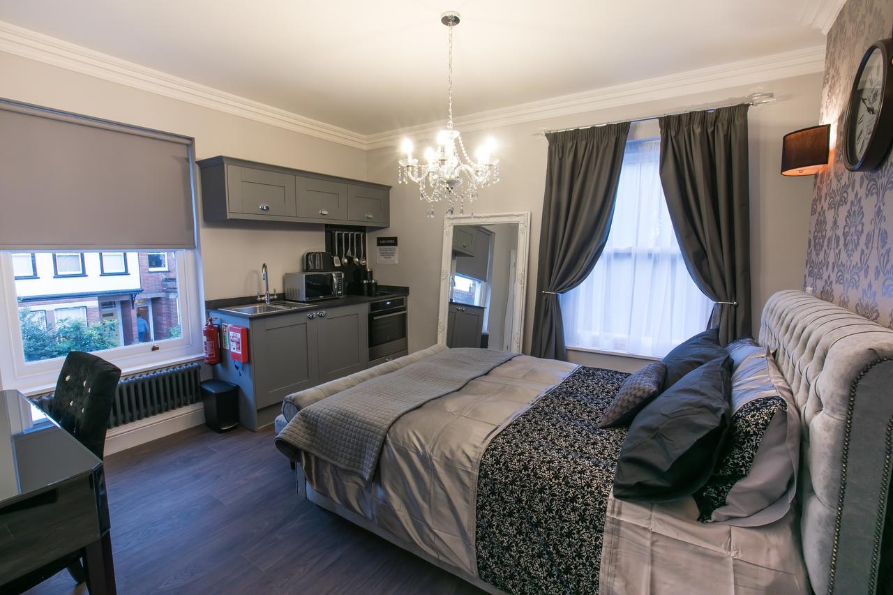נורוויץ'' Apartments At Number 10 The Abbey מראה חיצוני תמונה